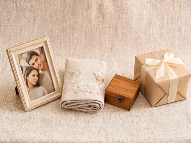Personalized home gift assortment